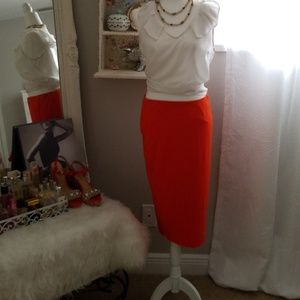 Vince Camuto midi skirt dress up ot down
